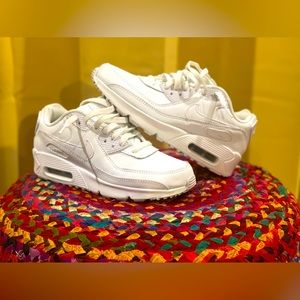 Nike Air Max 90 LTR | White | Big Kids Size 4Y